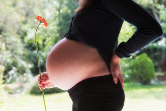 Sciatique et Grossesse : Traitement de la sciatique chez les femmes enceintes